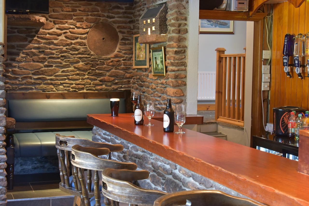 Hotel An Bothar Pub Brandon Creek Exterior foto